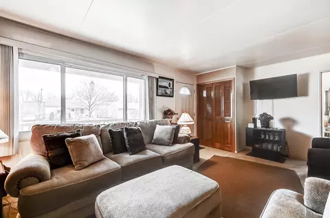 1063 Heard Ave, Springfield, OH 45506 photo 12