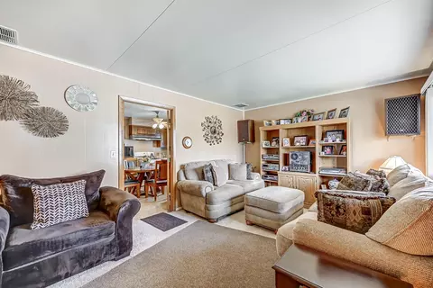1063 Heard Ave, Springfield, OH 45506 photo 10