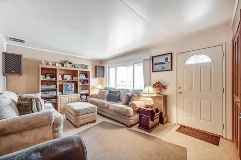 1063 Heard Ave, Springfield, OH 45506 photo 9