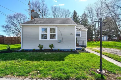 441 E Main St, Bradford, OH 45308