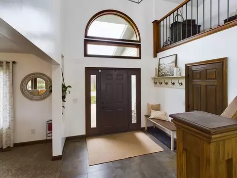 843 Rush Rd, New Madison, OH 45346