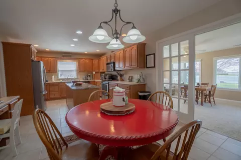 Dining - 1681 Westlake Dr, Sidney, OH 45365 photo 1 of 2