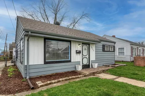 1411 Barclay St, Springfield, OH 45505 photo 2