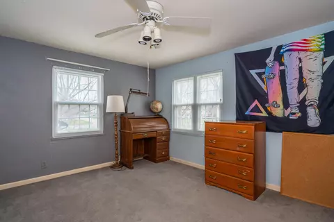 Bedroom - 264 Canterbury Dr, Kettering, OH 45429 photo 4 of 7
