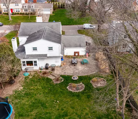 Exterior - 264 Canterbury Dr, Kettering, OH 45429 photo 14 of 14