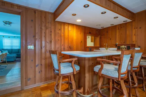 Kitchen - 264 Canterbury Dr, Kettering, OH 45429 photo 4 of 5