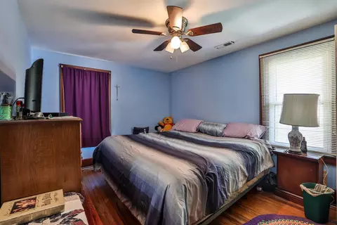 Bedroom - 1120 Broadway St, Springfield, OH 45504 photo 1 of 4