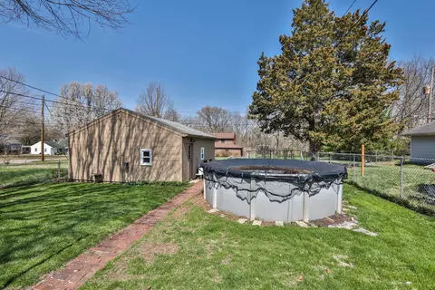 Exterior - 1120 Broadway St, Springfield, OH 45504 photo 6 of 13