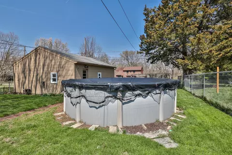 Exterior - 1120 Broadway St, Springfield, OH 45504 photo 8 of 13