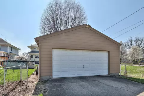 Exterior - 1120 Broadway St, Springfield, OH 45504 photo 11 of 13