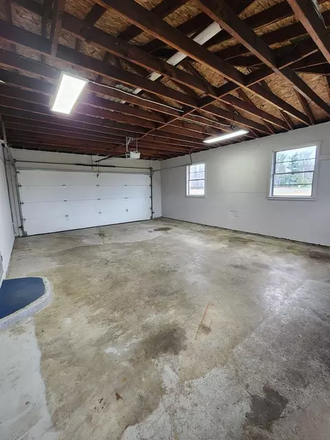 Exterior - 5576 Old Clifton Rd, Springfield, OH 45502 photo 6 of 13