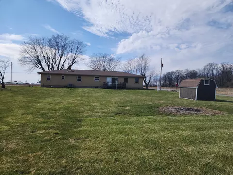 Exterior - 5576 Old Clifton Rd, Springfield, OH 45502 photo 10 of 13