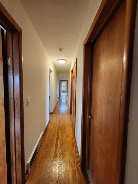 Entry Way - 5576 Old Clifton Rd, Springfield, OH 45502 photo 1 of 3