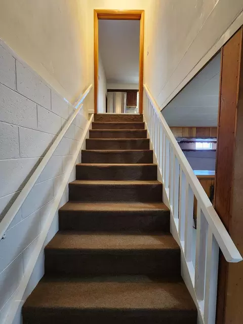Entry Way - 5576 Old Clifton Rd, Springfield, OH 45502 photo 3 of 3