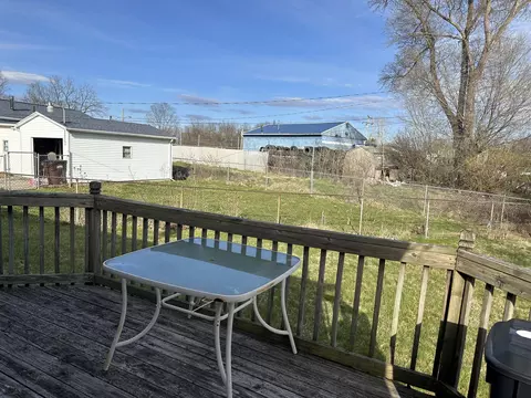 Exterior - 1610 Springmont Ave, Springfield, OH 45506 photo 7 of 12