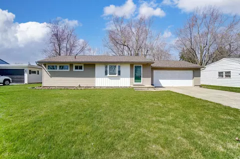 513 S Wagner Ave, Wapakoneta, OH 45895
