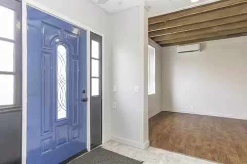 Entry Way - 430 W Main St, Sidney, OH 45365 photo 1 of 2