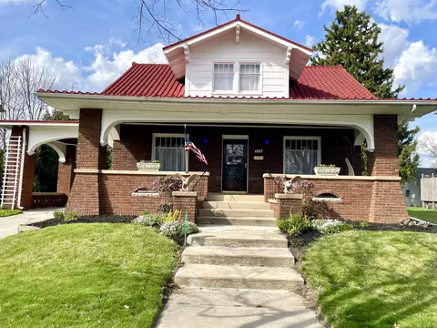 Exterior - 708 E Main St, Eaton, OH 45320 photo 2 of 8