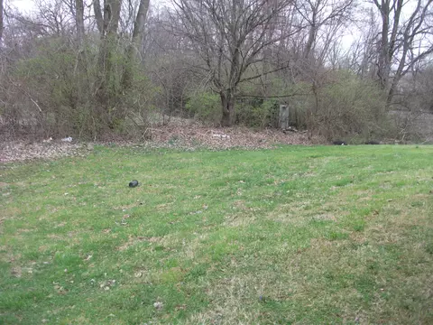 Exterior - 1257 S Burnett Rd, Springfield, OH 45505 photo 6 of 6