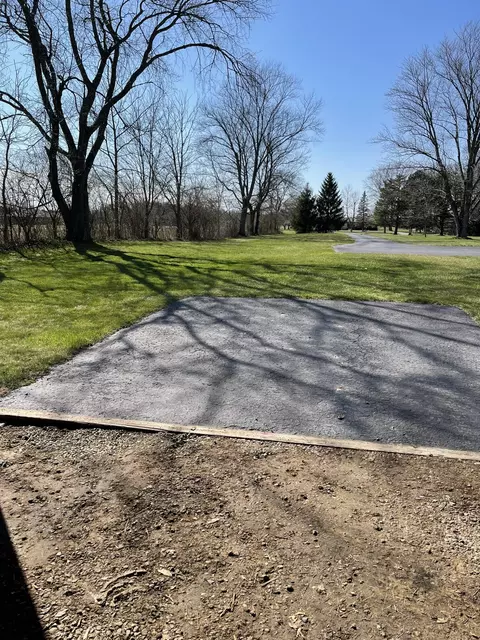 Exterior - 4228 Petre Rd, Springfield, OH 45502 photo 7 of 19