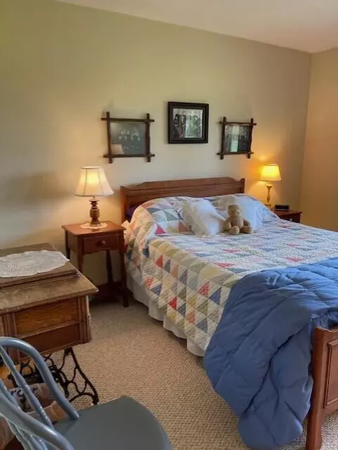 Bedroom - 4228 Petre Rd, Springfield, OH 45502 photo 4 of 6
