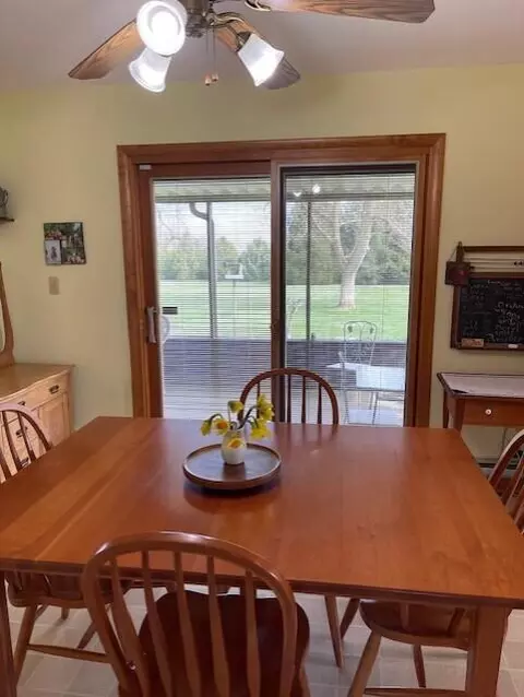 Dining - 4228 Petre Rd, Springfield, OH 45502 photo 2 of 5