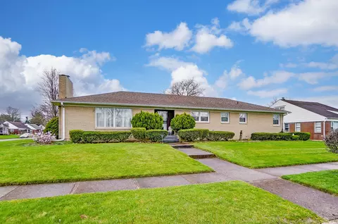 1101 Redbud Ln, Springfield, OH 45504
