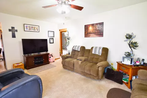 2916 Avery Cir, Springfield, OH 45503 photo 4