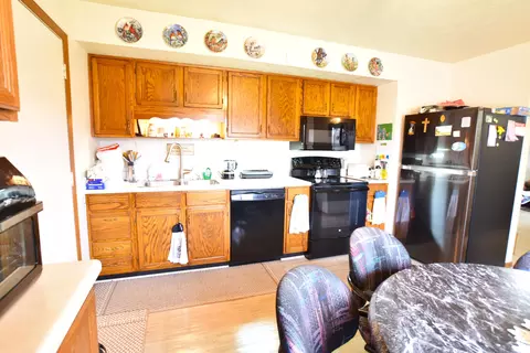 2916 Avery Cir, Springfield, OH 45503 photo 7