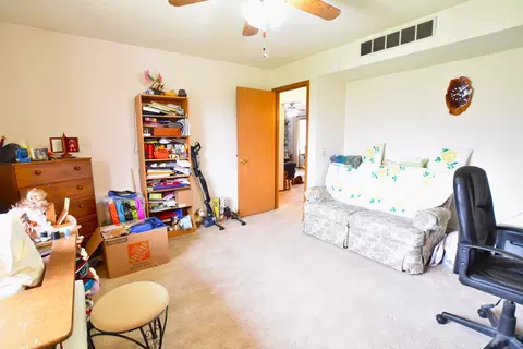 2916 Avery Cir, Springfield, OH 45503 photo 12