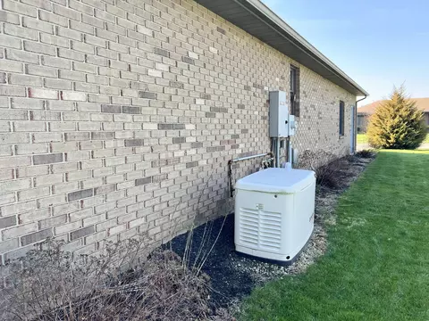 Exterior - 1432 James Dr, Celina, OH 45822 photo 4 of 14