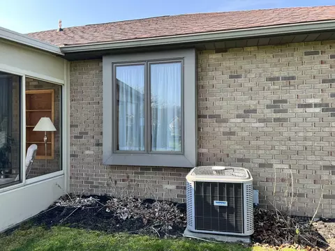 Exterior - 1432 James Dr, Celina, OH 45822 photo 6 of 14