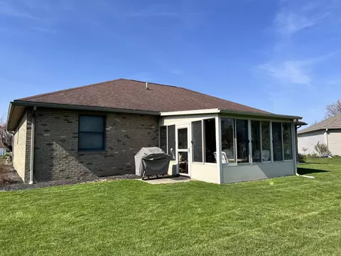Exterior - 1432 James Dr, Celina, OH 45822 photo 5 of 14