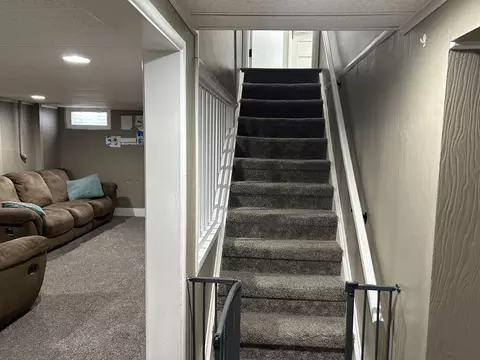 Entry Way - 713 Willow St, Celina, OH 45822 photo 3 of 3
