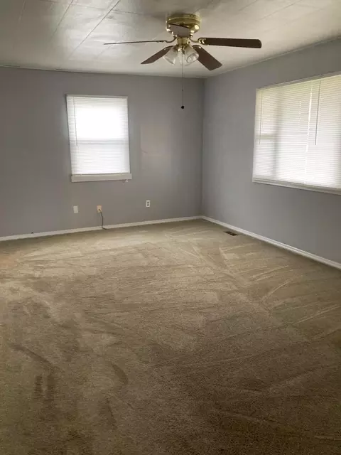 2741 Duncan St, Springfield, OH 45505 photo 5