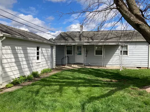 2741 Duncan St, Springfield, OH 45505 photo 3