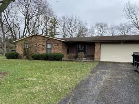 90 Kent Rd, Tipp City, OH 45371
