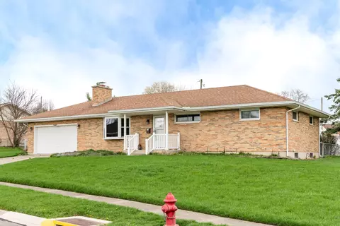 Exterior - 4256 Tritle Trl, Springfield, OH 45503 photo 2 of 8