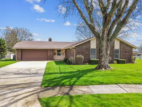 750 Tamarak Ave, Tipp City, OH 45371