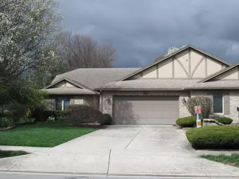 101 Old Carriage Dr, Englewood, OH 45322