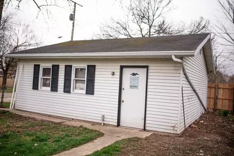 Exterior - 429 S Clairmont Ave, Springfield, OH 45505 photo 10 of 16