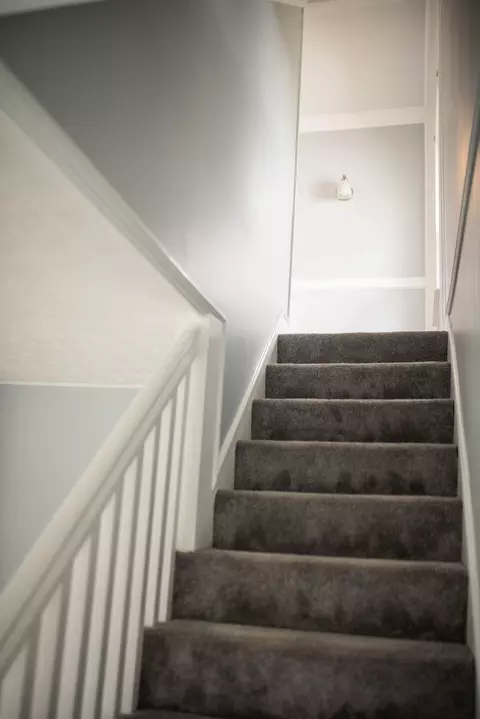 Entry Way - 429 S Clairmont Ave, Springfield, OH 45505 photo 3 of 4