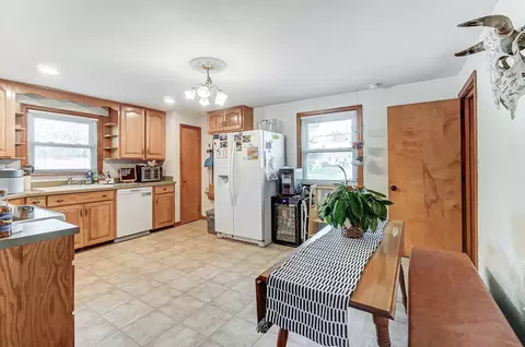 Kitchen - 1620 Northgate Rd, Springfield, OH 45504 photo 1 of 5