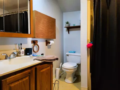 Bath - 109 Pershing St, Celina, OH 45822 photo 2 of 4