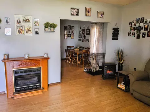 Living - 109 Pershing St, Celina, OH 45822 photo 2 of 4
