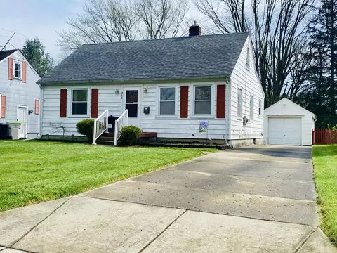Exterior - 315 Roosevelt Dr, Springfield, OH 45503 photo 8 of 9