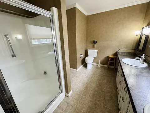 Bath - 311 Johnson Ave, Celina, OH 45822 photo 2 of 4
