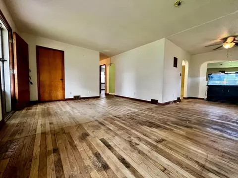 1724 Crestview Dr, Springfield, OH 45504 photo 4