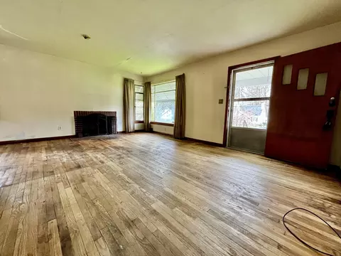 1724 Crestview Dr, Springfield, OH 45504 photo 3