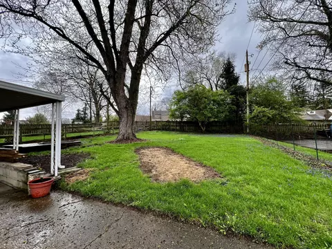 1724 Crestview Dr, Springfield, OH 45504 photo 19